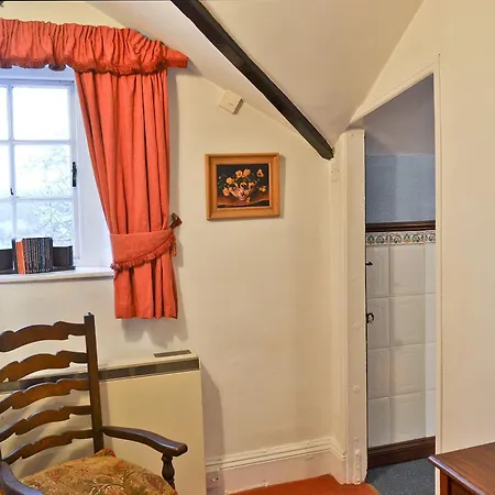 Tom's * Dalton-in-Furness